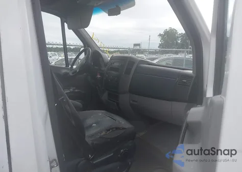 2013 Mercedes-Benz Sprinter 2500 from USA, damaged, VIN WD3PE7CC5D5732464